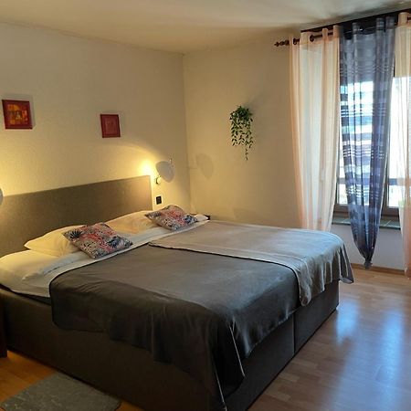 Hotel La Fontaine Saint-Imier Екстериор снимка