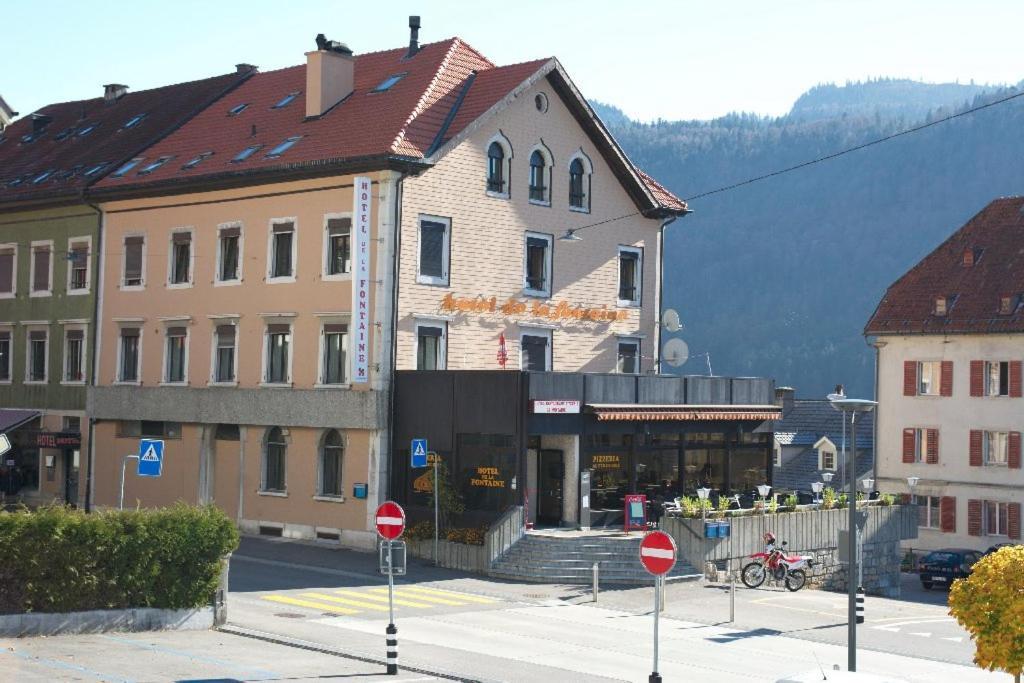 Hotel La Fontaine Saint-Imier Екстериор снимка